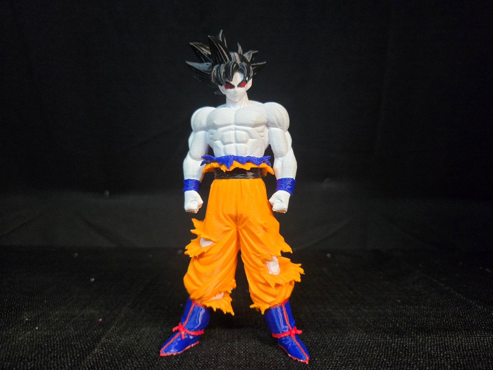 Goku Ultra Instinct Figure