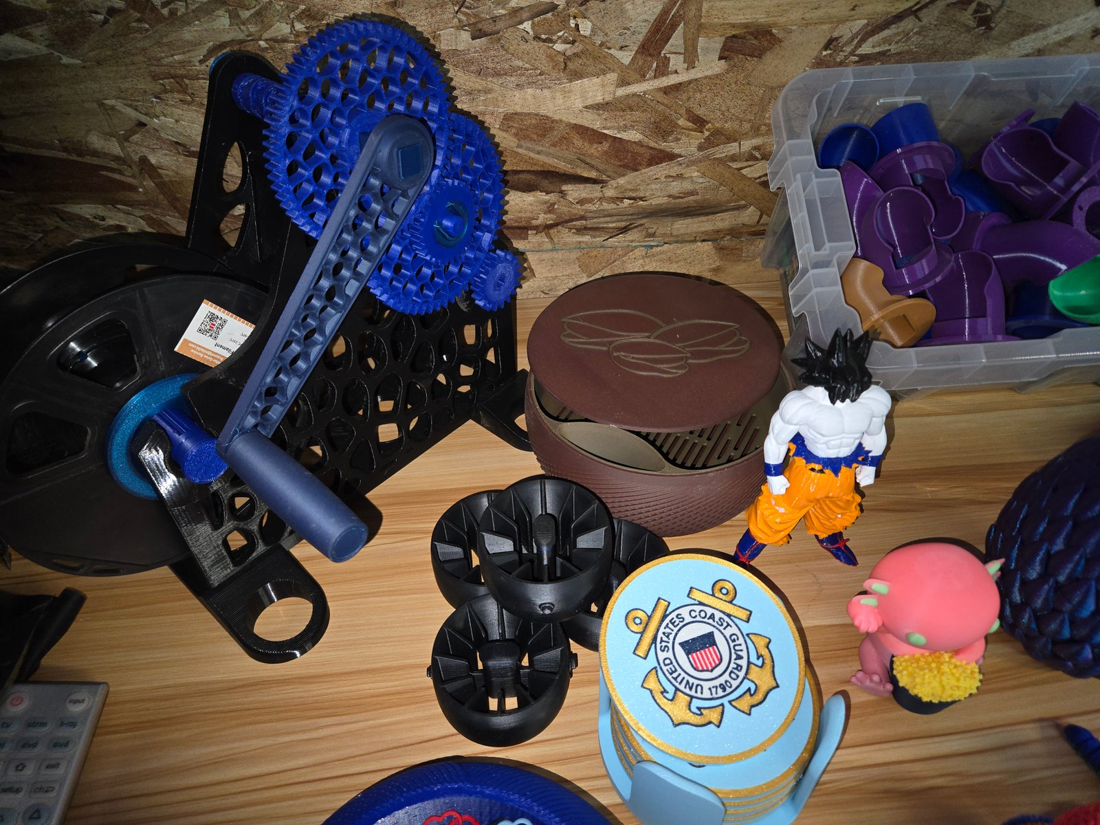 Workshop shelf with filament and gear